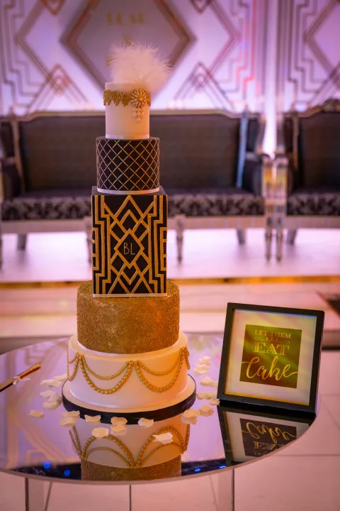 Geometric wedding cake with gold details